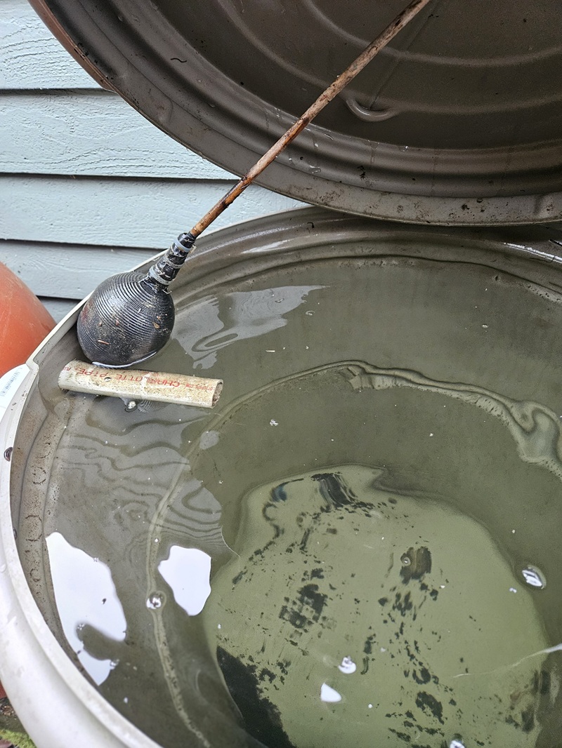 Rain Barrel depth gauge